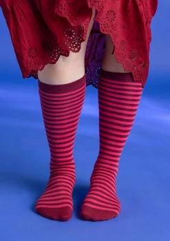 Gestreifte Kniestrümpfe aus Bio-Baumwolle